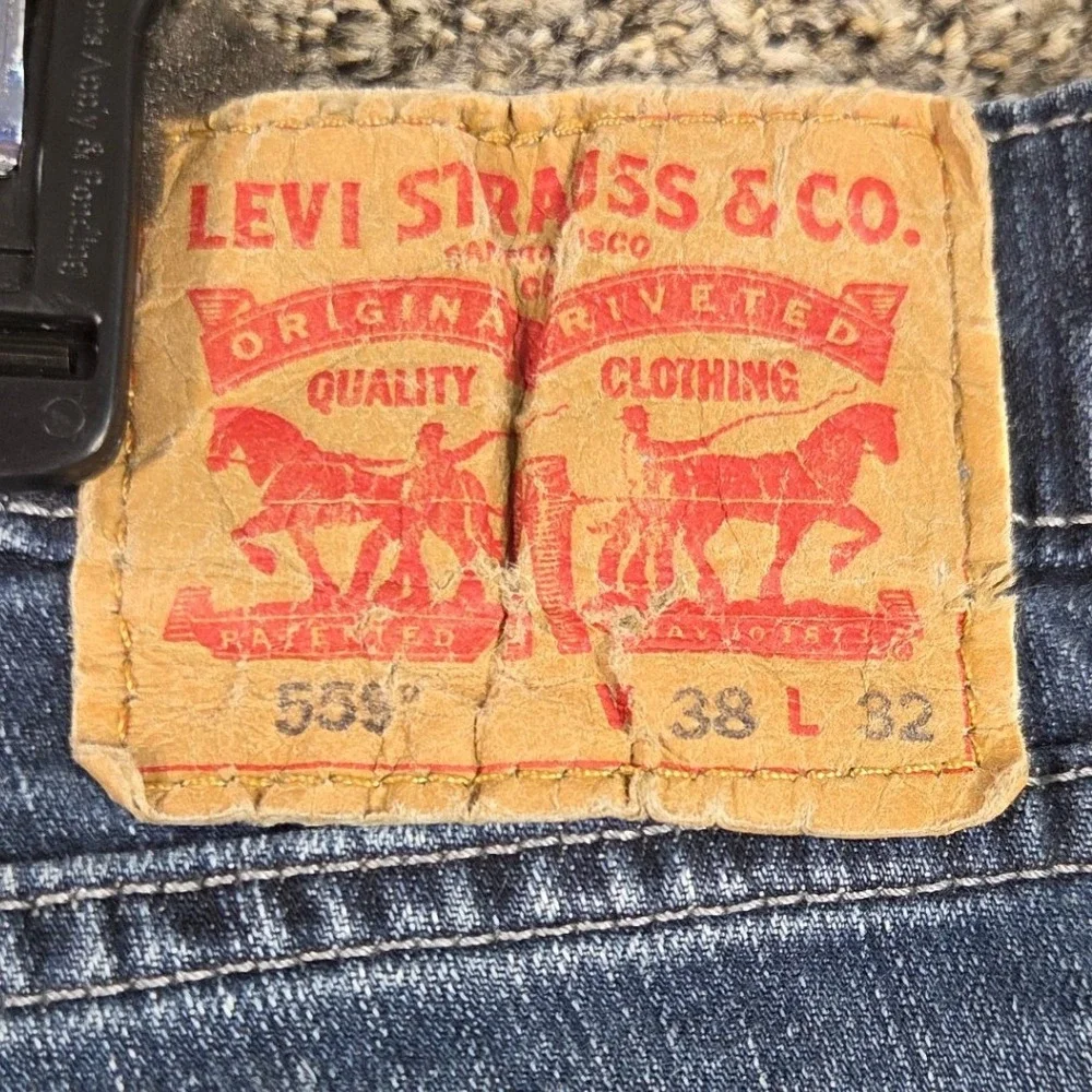 Levi's‎ 559 Relaxed Straight Jeans Mens 38x32 Blue Medium Wash Denim 00559-0457